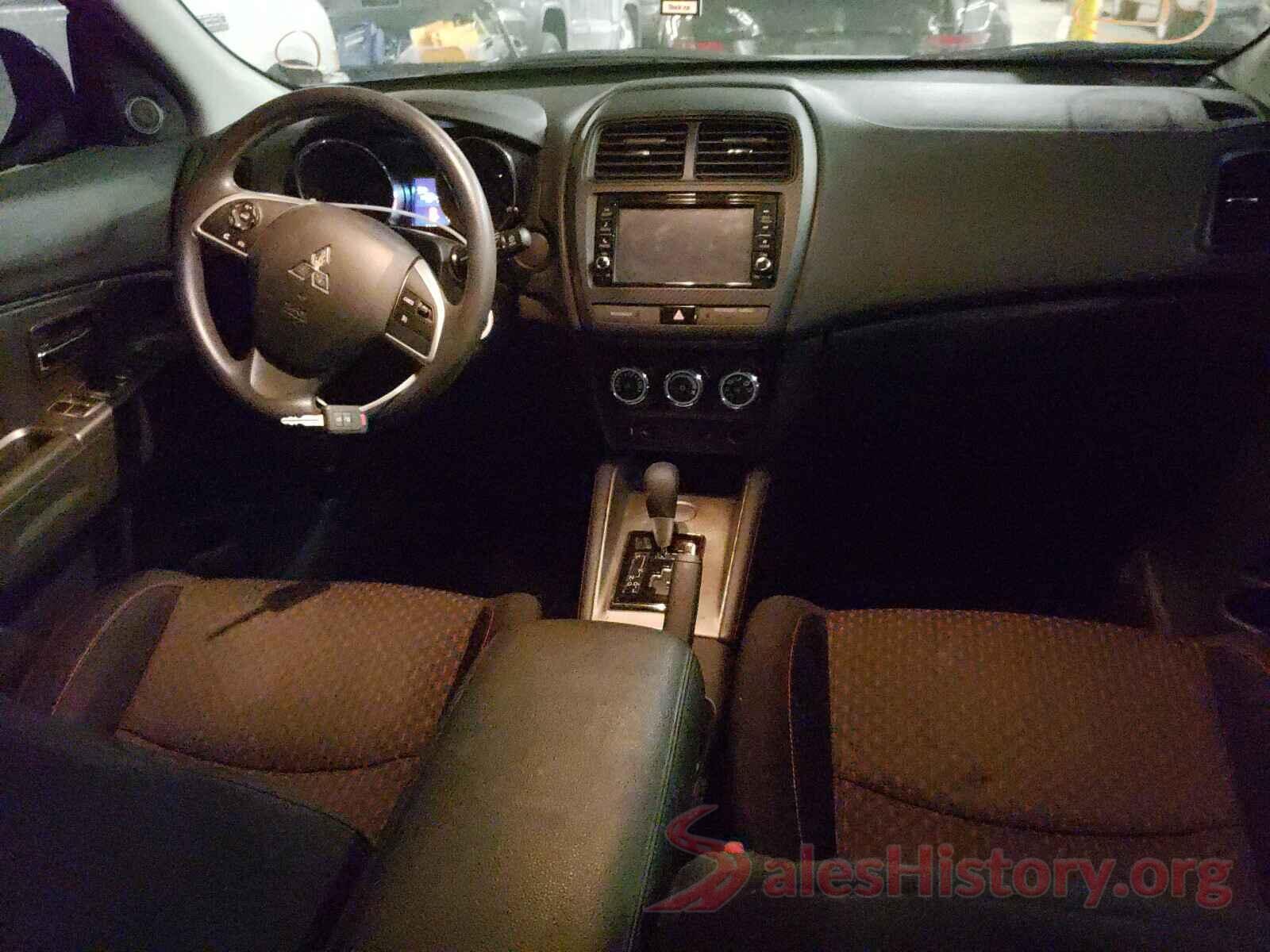 JA4AP3AU7JU020074 2018 MITSUBISHI OUTLANDER