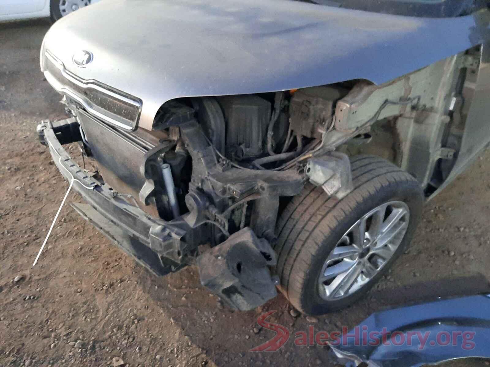 KNDJP3A51J7585997 2018 KIA SOUL