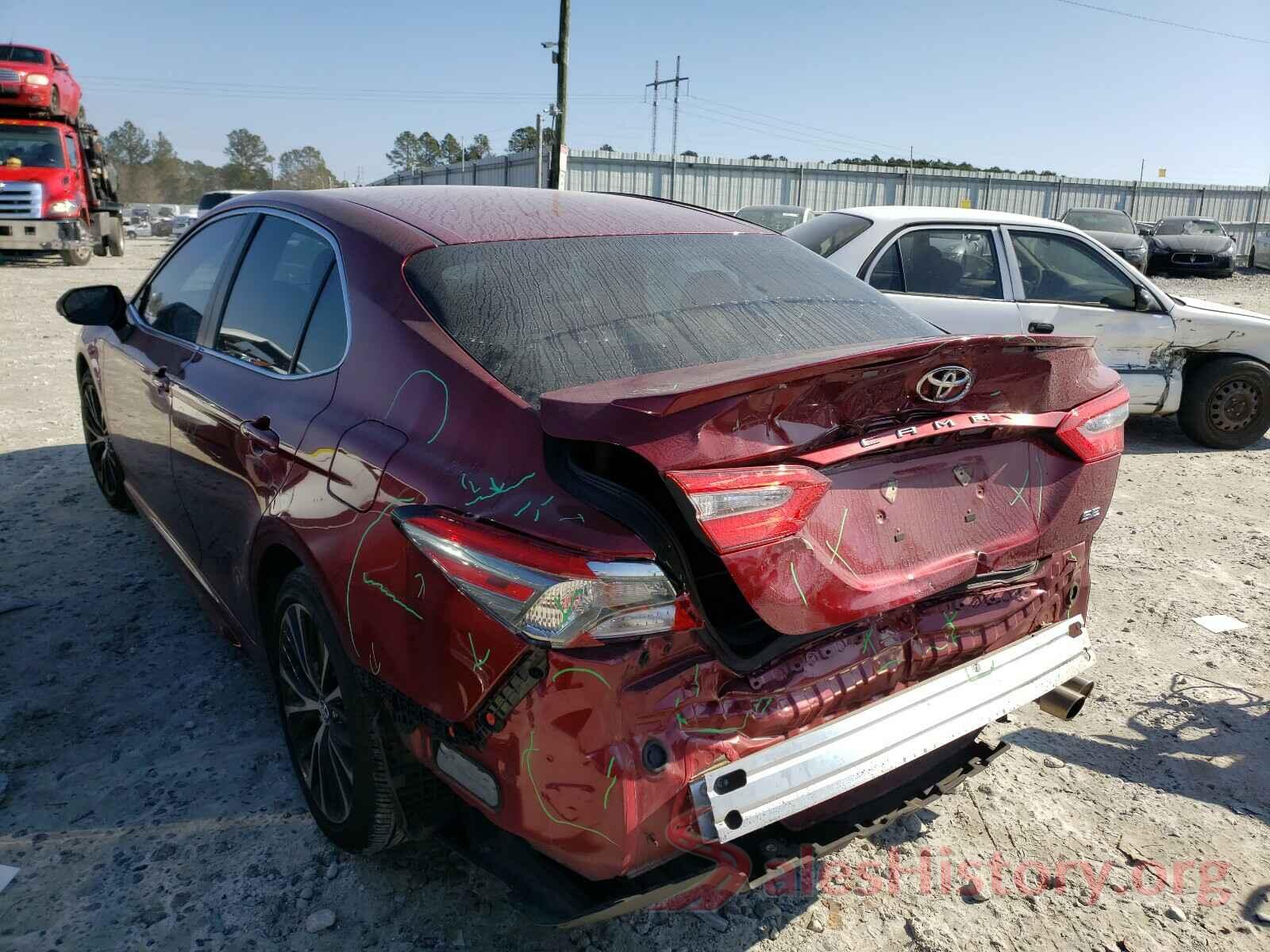 4T1B11HK4JU511847 2018 TOYOTA CAMRY