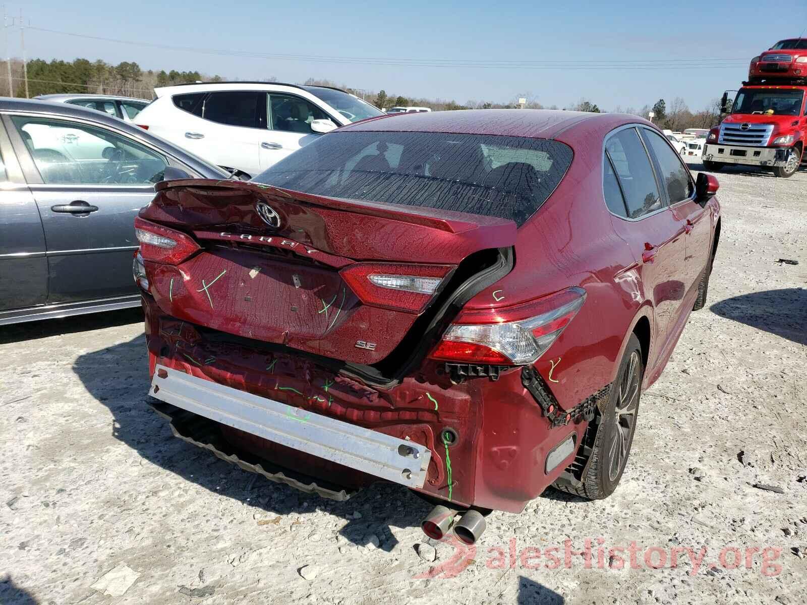 4T1B11HK4JU511847 2018 TOYOTA CAMRY