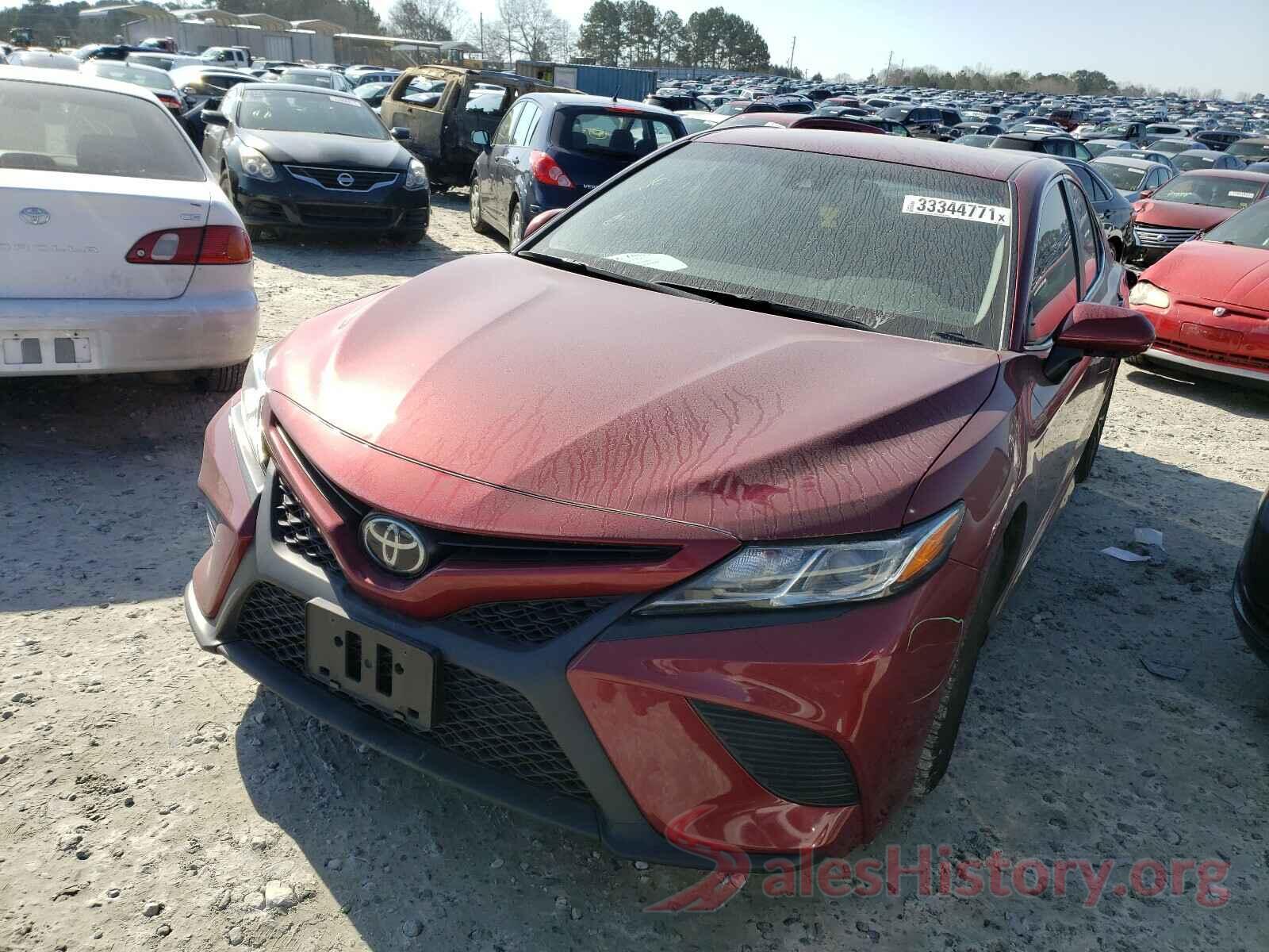 4T1B11HK4JU511847 2018 TOYOTA CAMRY