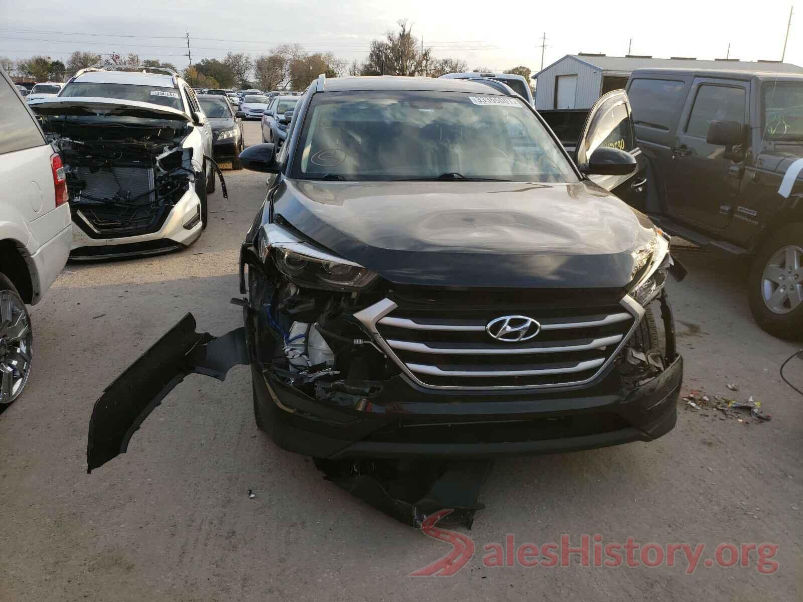 KM8J33A42HU466916 2017 HYUNDAI TUCSON