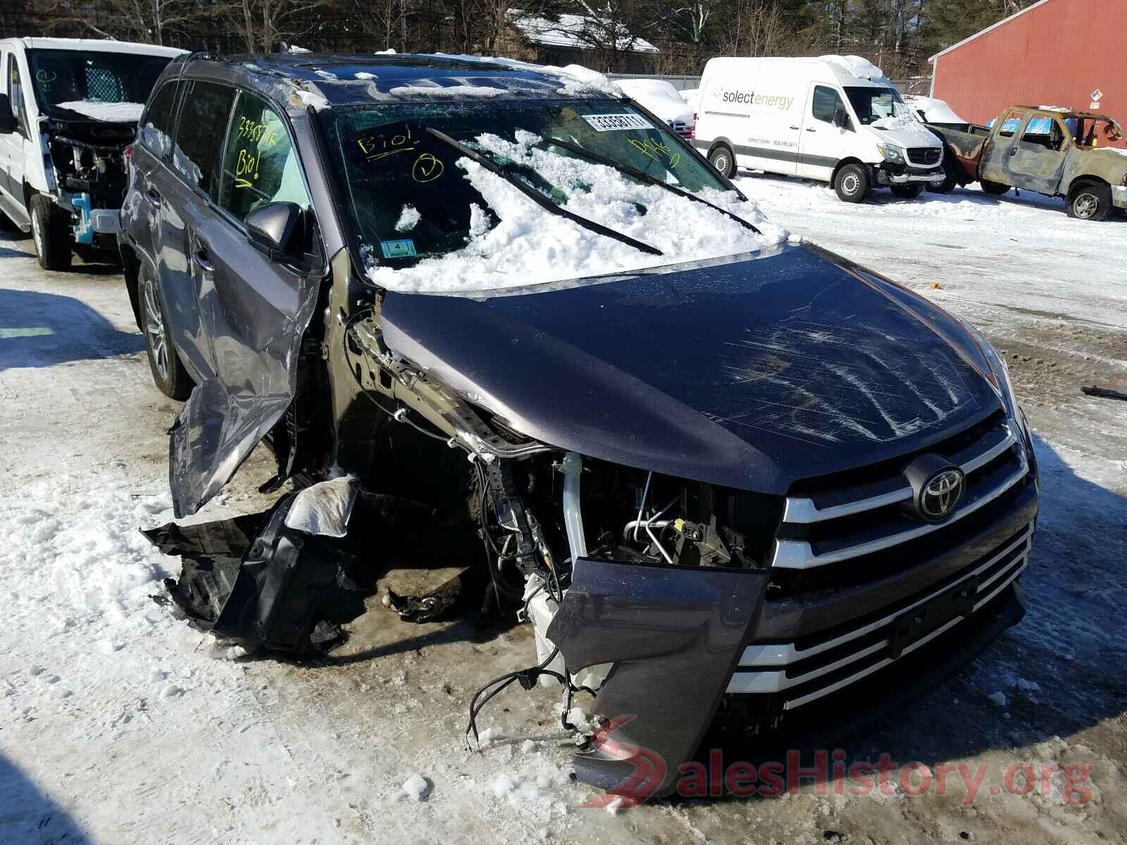 5TDJZRFH3KS581697 2019 TOYOTA HIGHLANDER