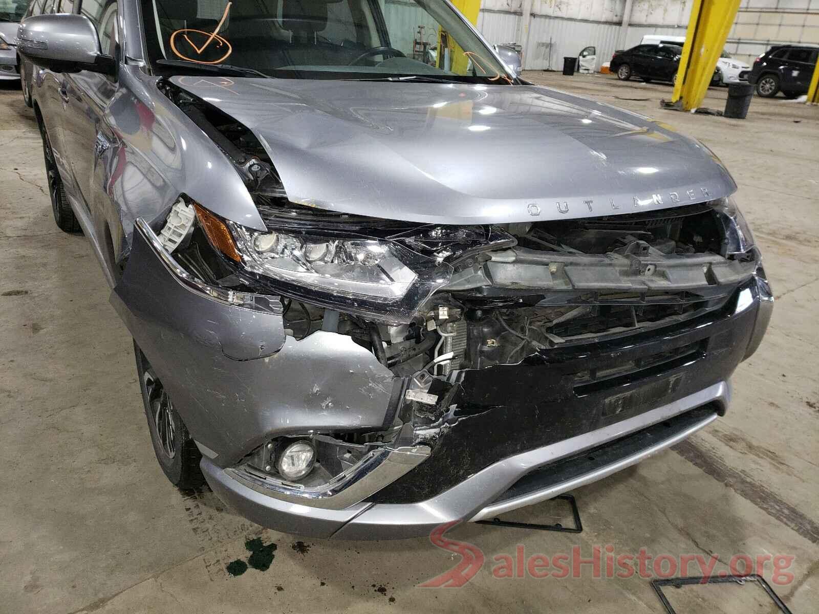 JA4J24A59JZ030525 2018 MITSUBISHI OUTLANDER