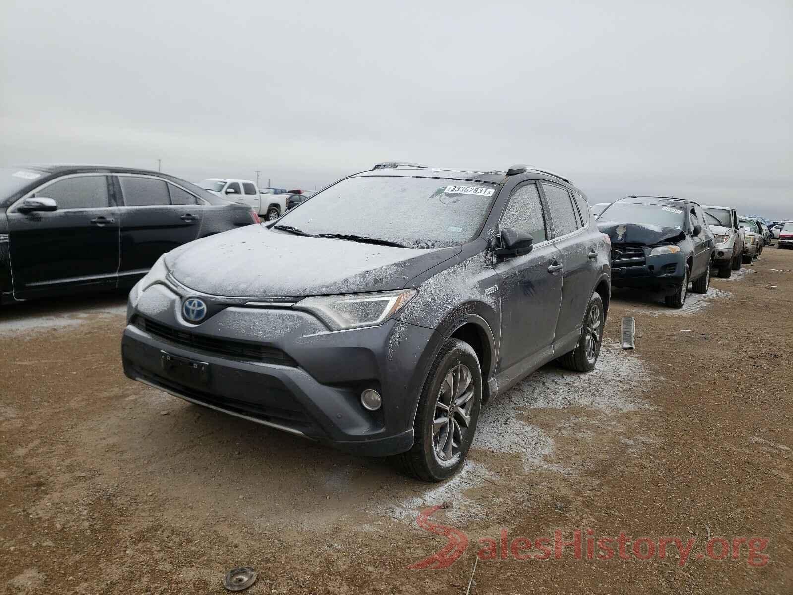 JTMRJREV7HD081127 2017 TOYOTA RAV4