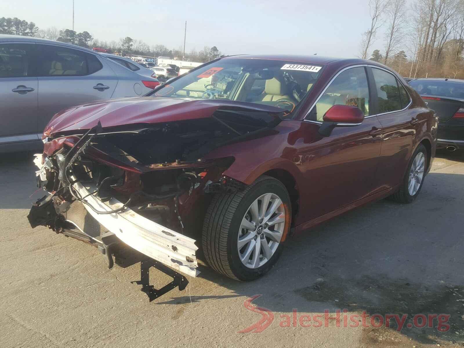 4T1B11HK1JU519632 2018 TOYOTA CAMRY