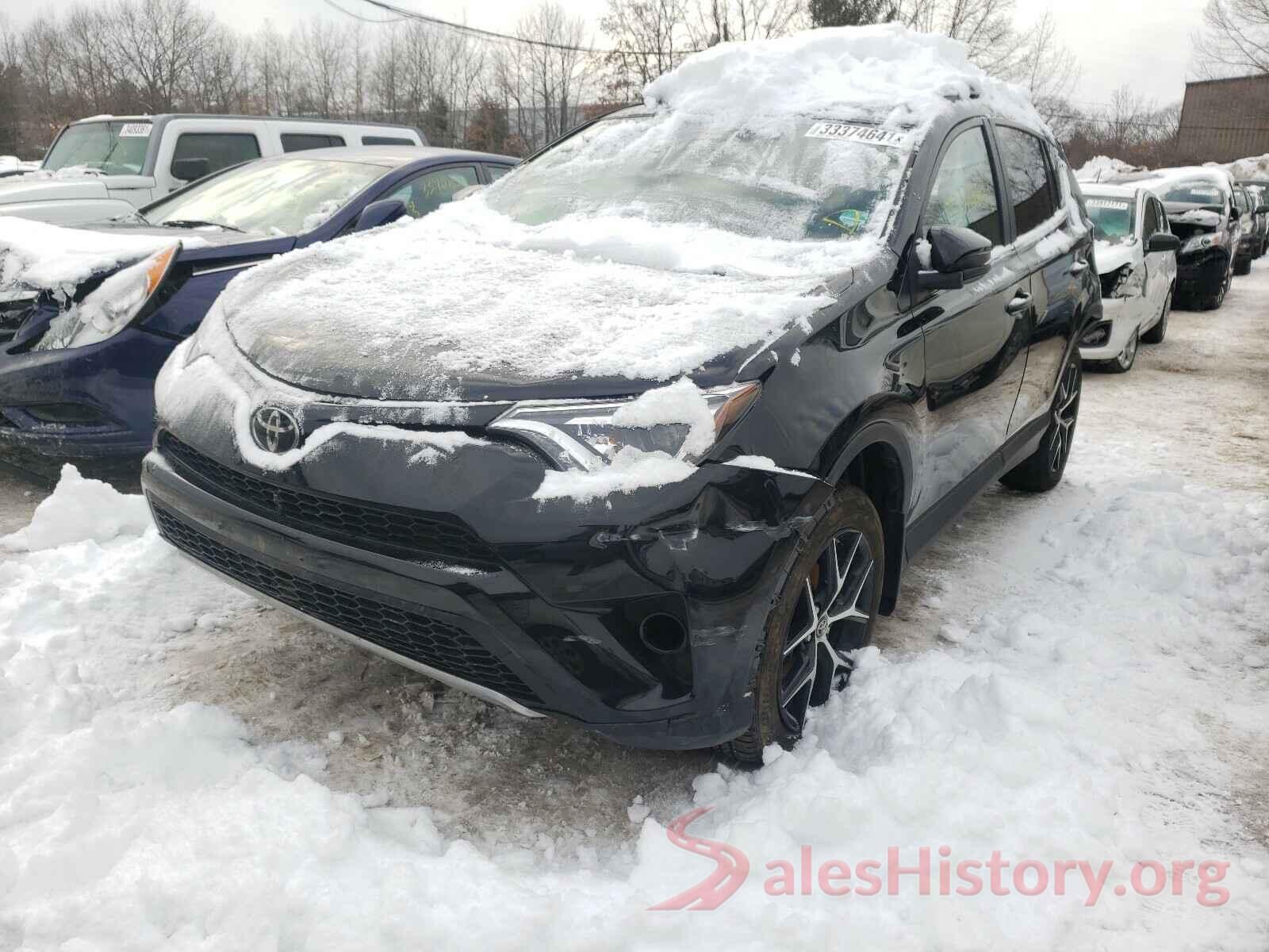 2T3JFREV1JW826462 2018 TOYOTA RAV4