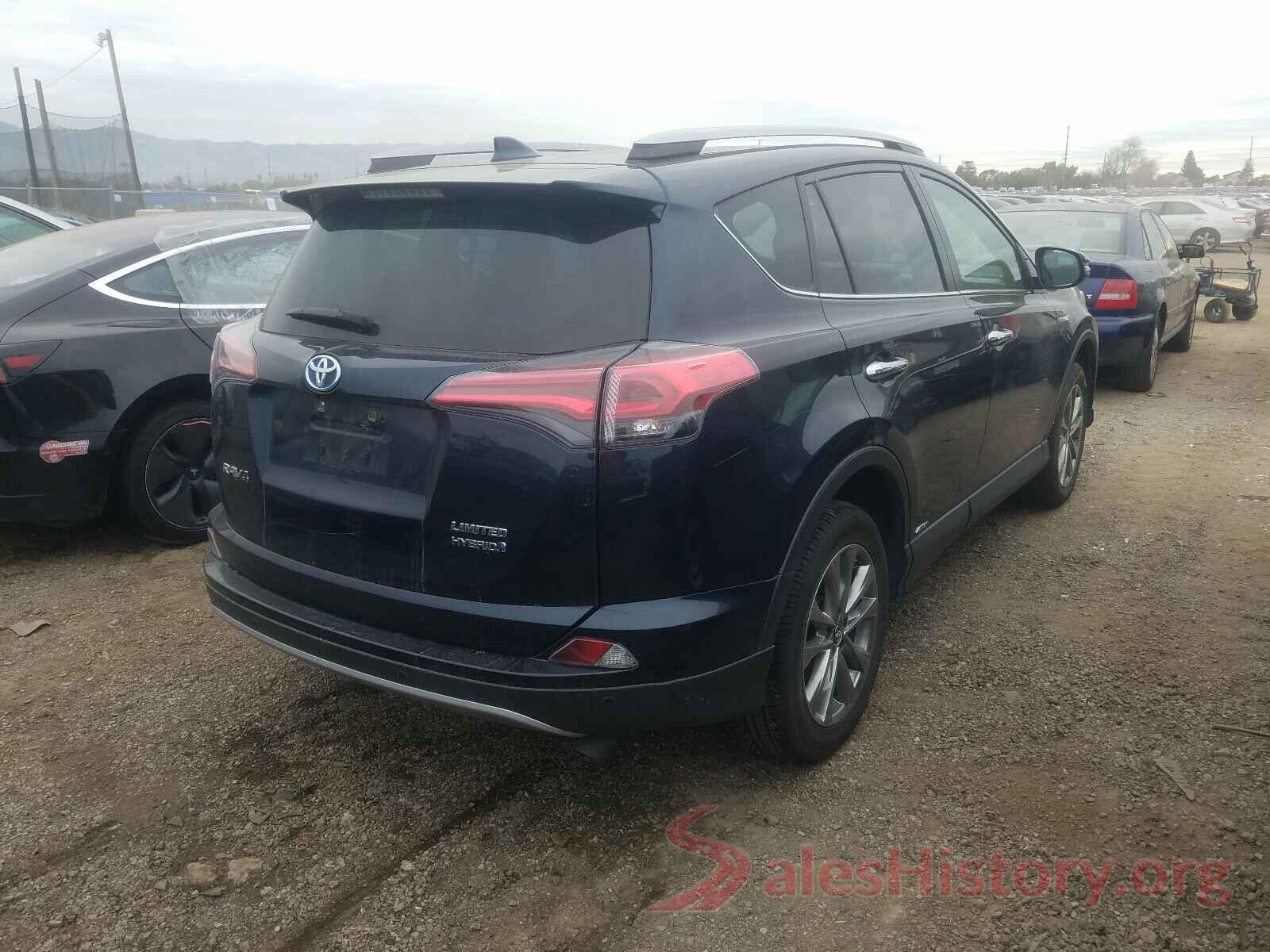 JTMDJREV0JD209661 2018 TOYOTA RAV4