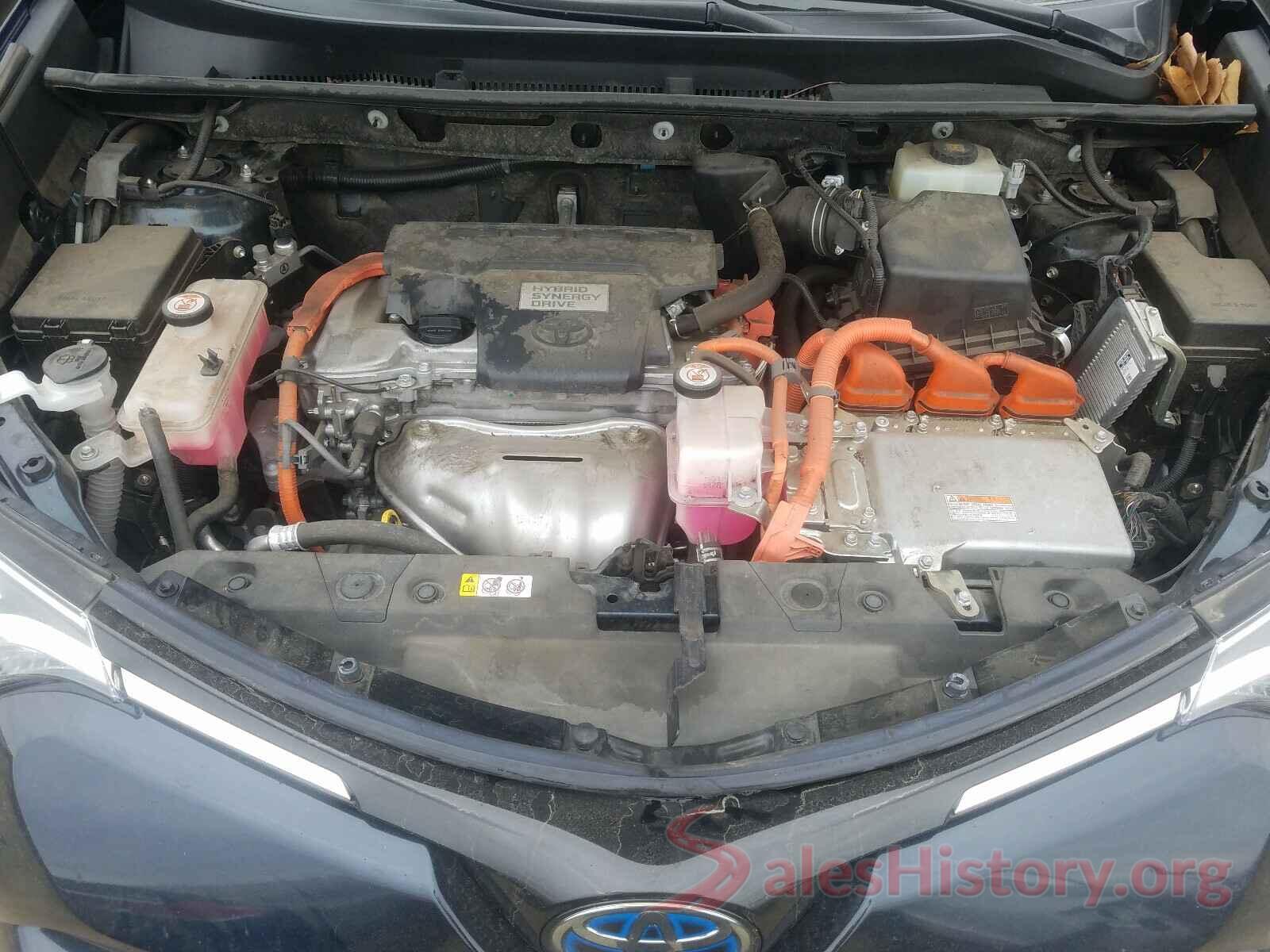 JTMDJREV0JD209661 2018 TOYOTA RAV4