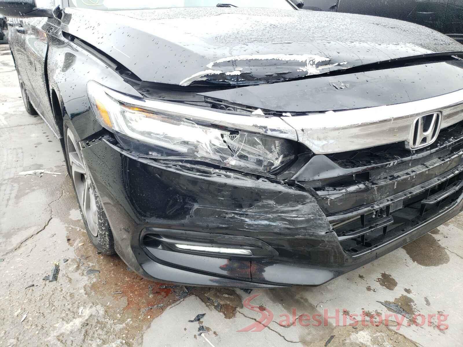 1HGCV1F42JA143799 2018 HONDA ACCORD