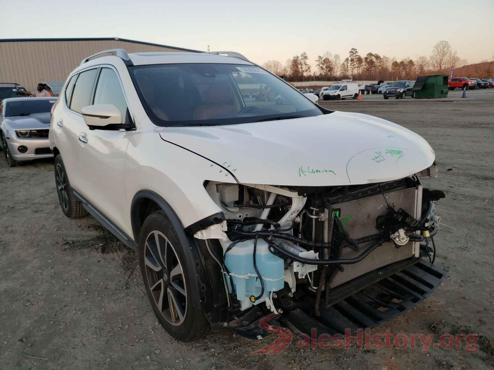 JN8AT2MT5JW467154 2018 NISSAN ROGUE