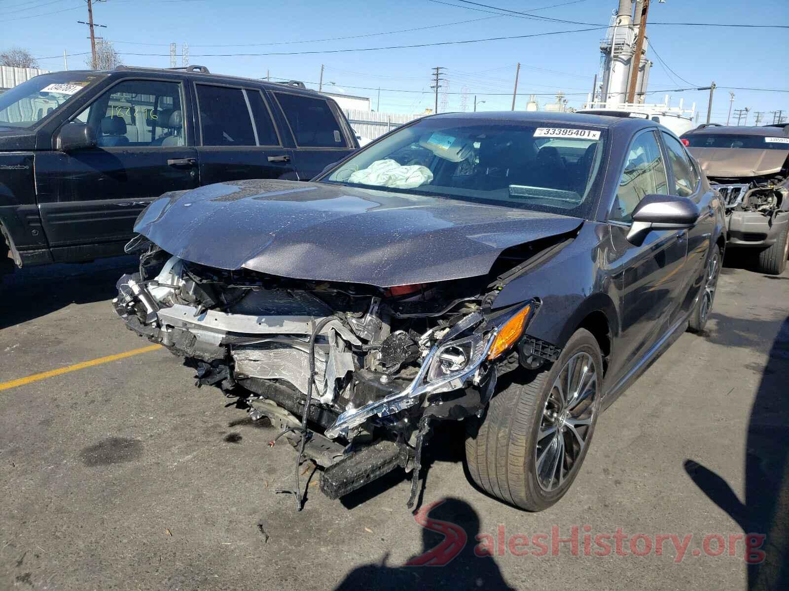 4T1B11HKXJU581420 2018 TOYOTA CAMRY