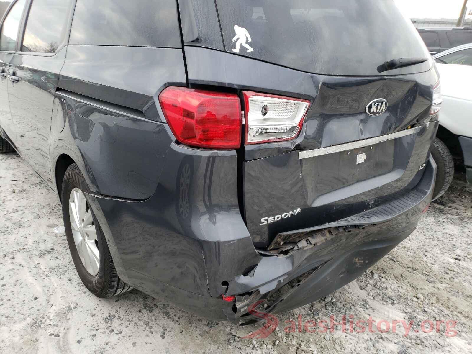 KNDMB5C14H6239749 2017 KIA SEDONA