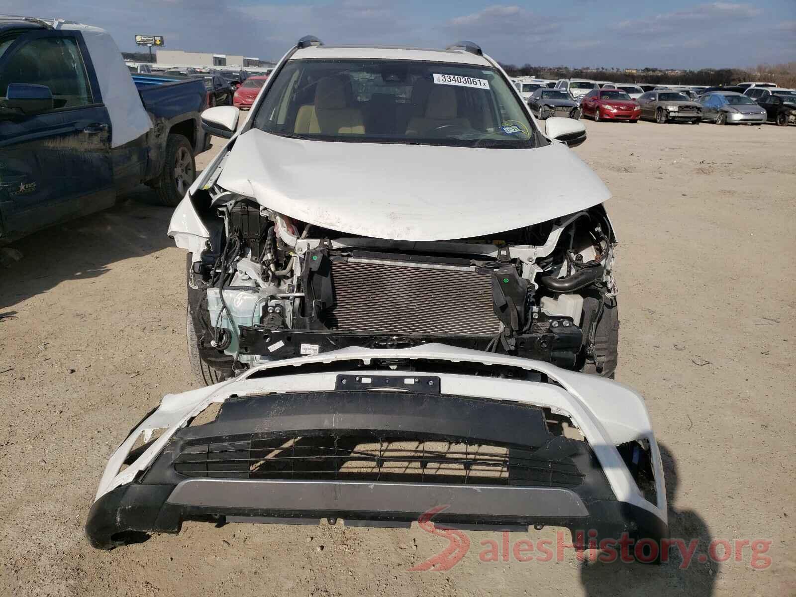 JTMWFREV2HJ116856 2017 TOYOTA RAV4