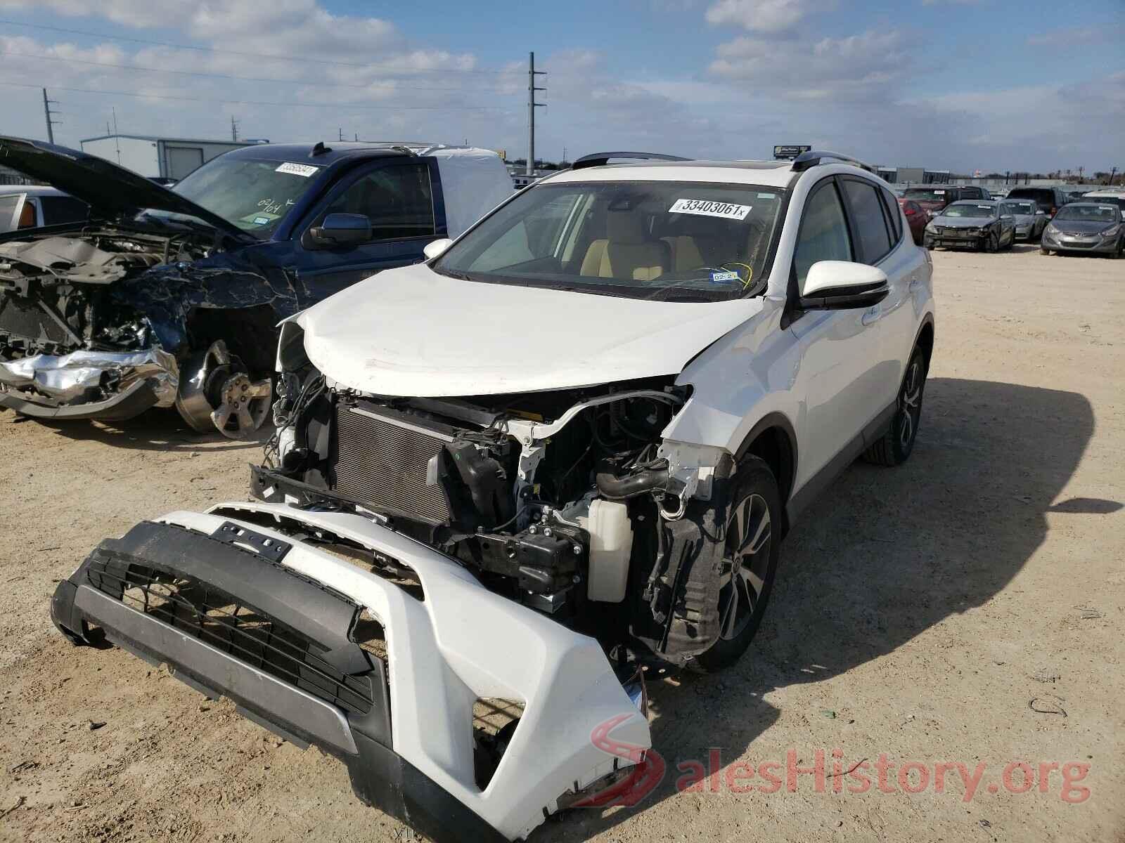 JTMWFREV2HJ116856 2017 TOYOTA RAV4