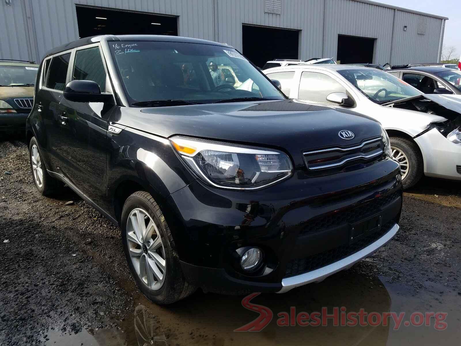 KNDJP3A51J7594490 2018 KIA SOUL