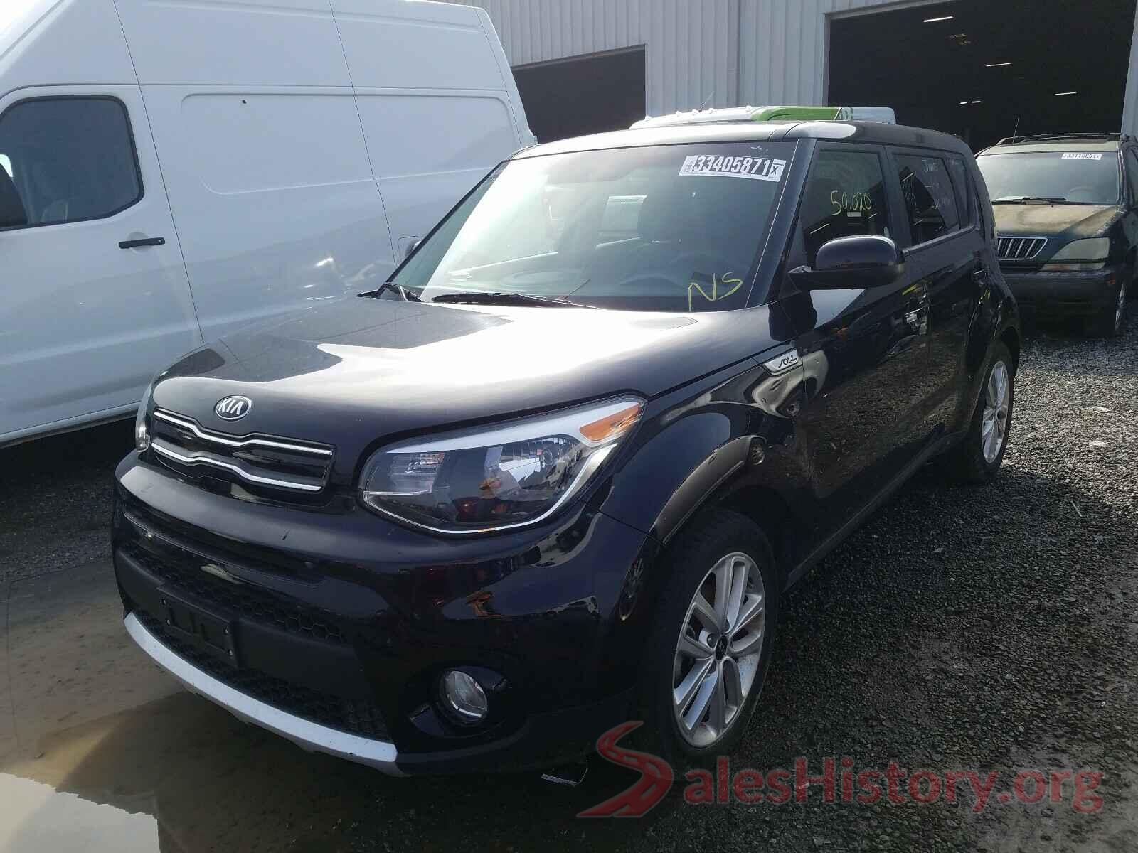 KNDJP3A51J7594490 2018 KIA SOUL