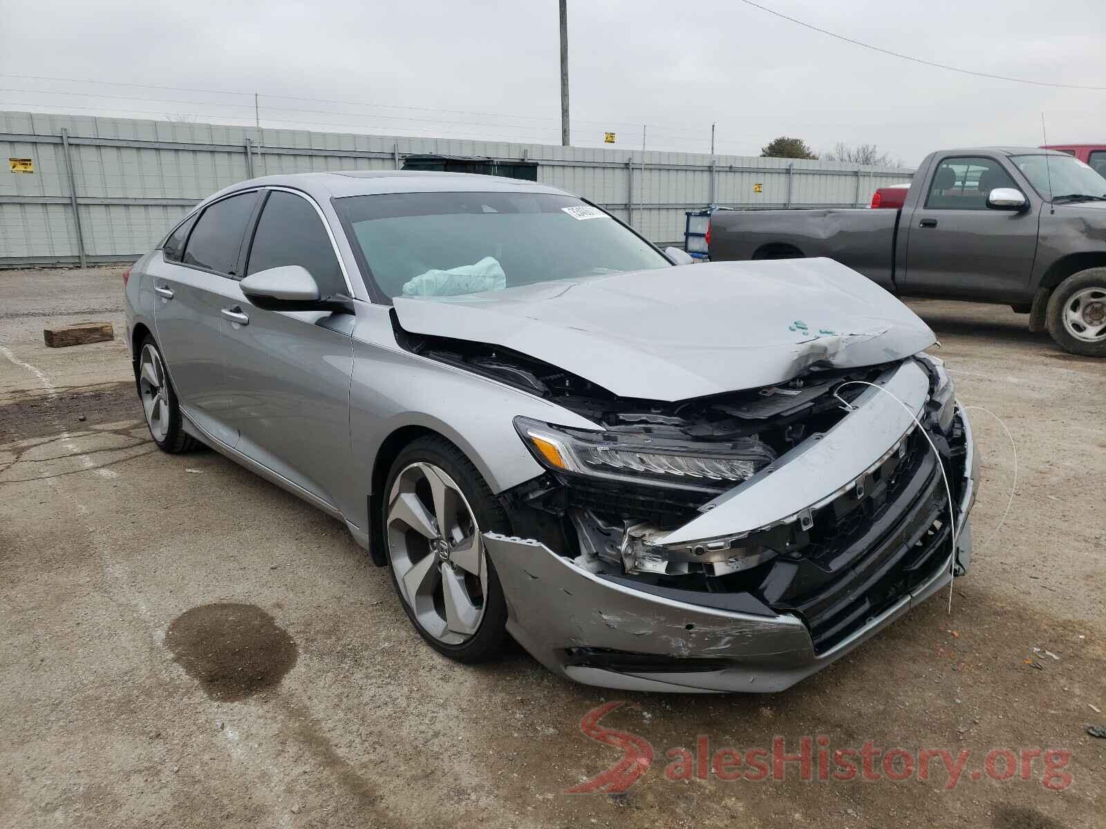 1HGCV1F9XJA119746 2018 HONDA ACCORD