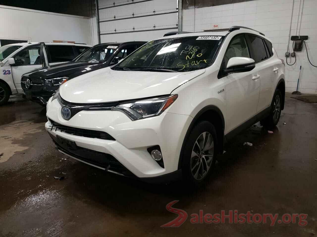 JTMRJREV7HD119133 2017 TOYOTA RAV4