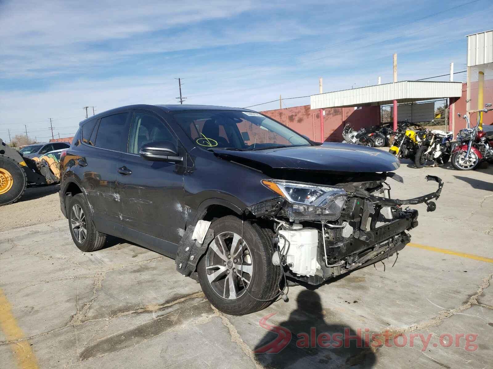 JTMWFREV4JD129192 2018 TOYOTA RAV4