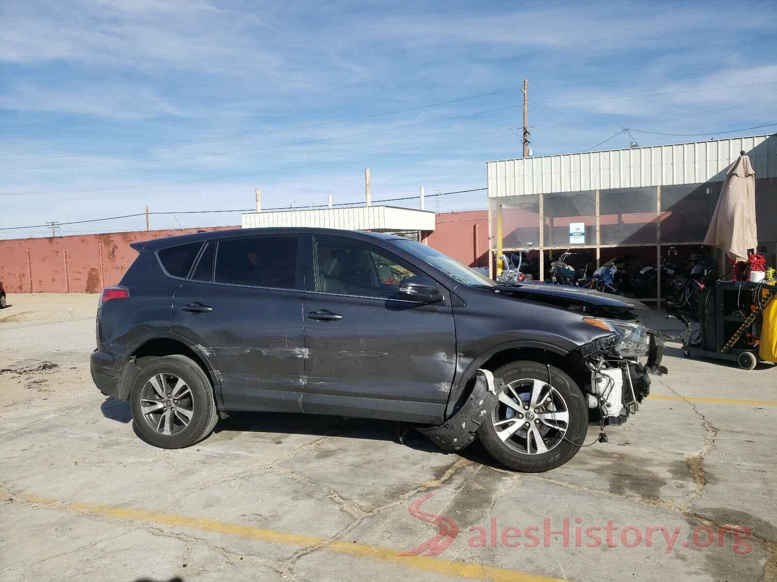 JTMWFREV4JD129192 2018 TOYOTA RAV4