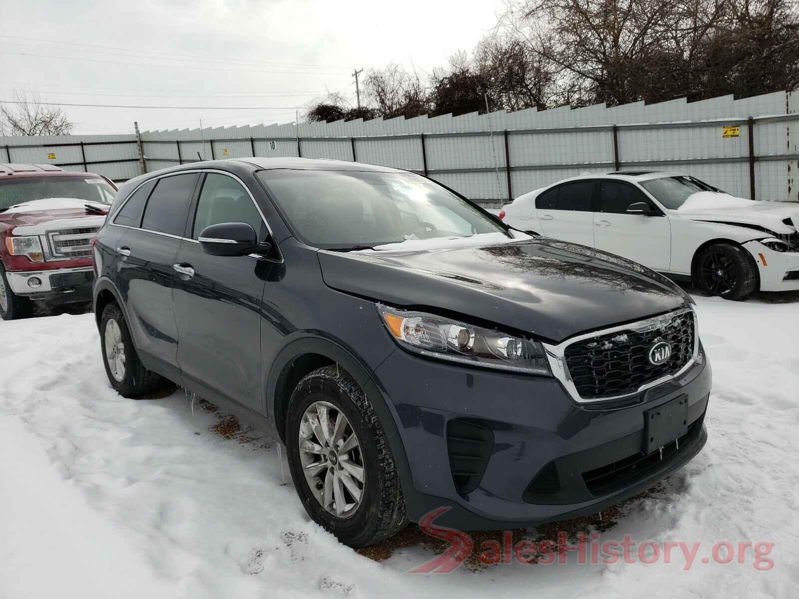 5XYPG4A32KG443757 2019 KIA SORENTO