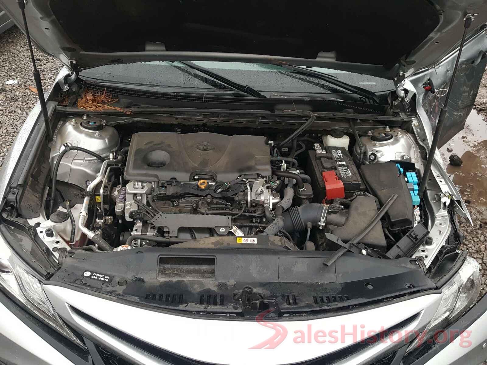 4T1B61HK4JU129884 2018 TOYOTA CAMRY