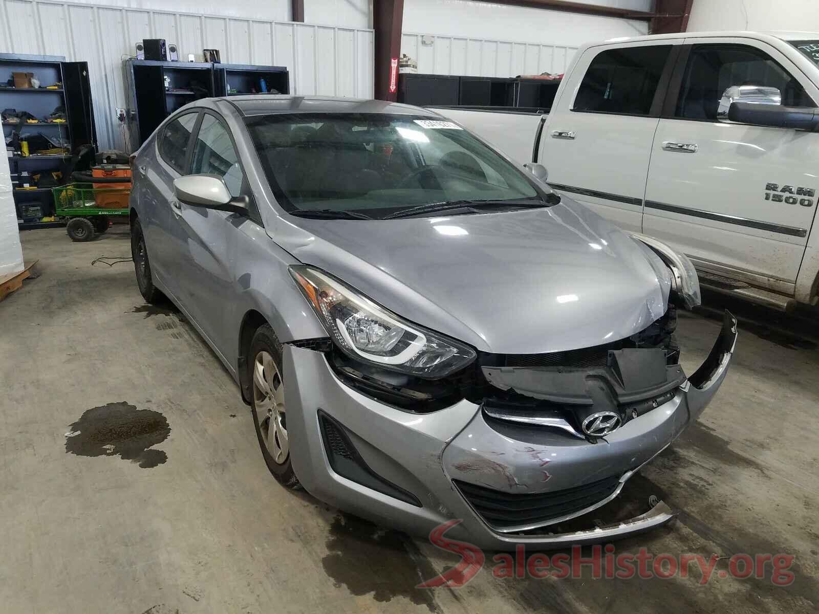 5NPDH4AE1GH758793 2016 HYUNDAI ELANTRA