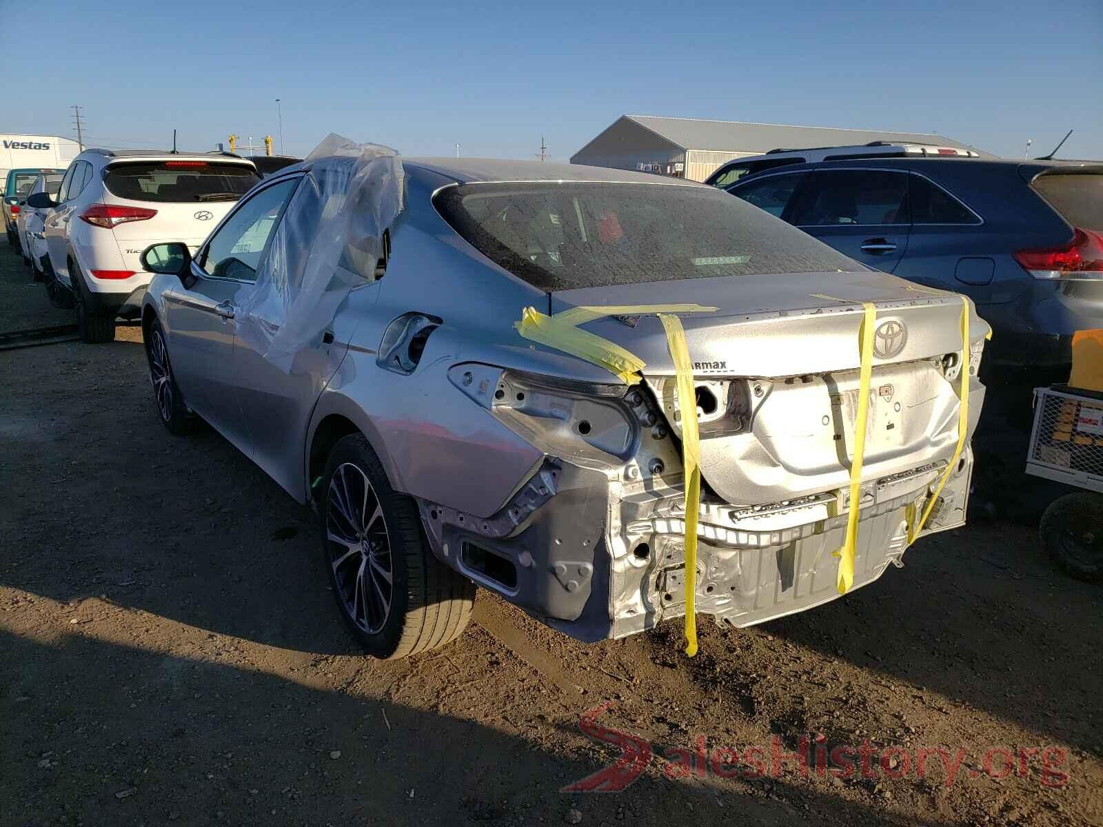 4T1B11HK8JU609540 2018 TOYOTA CAMRY