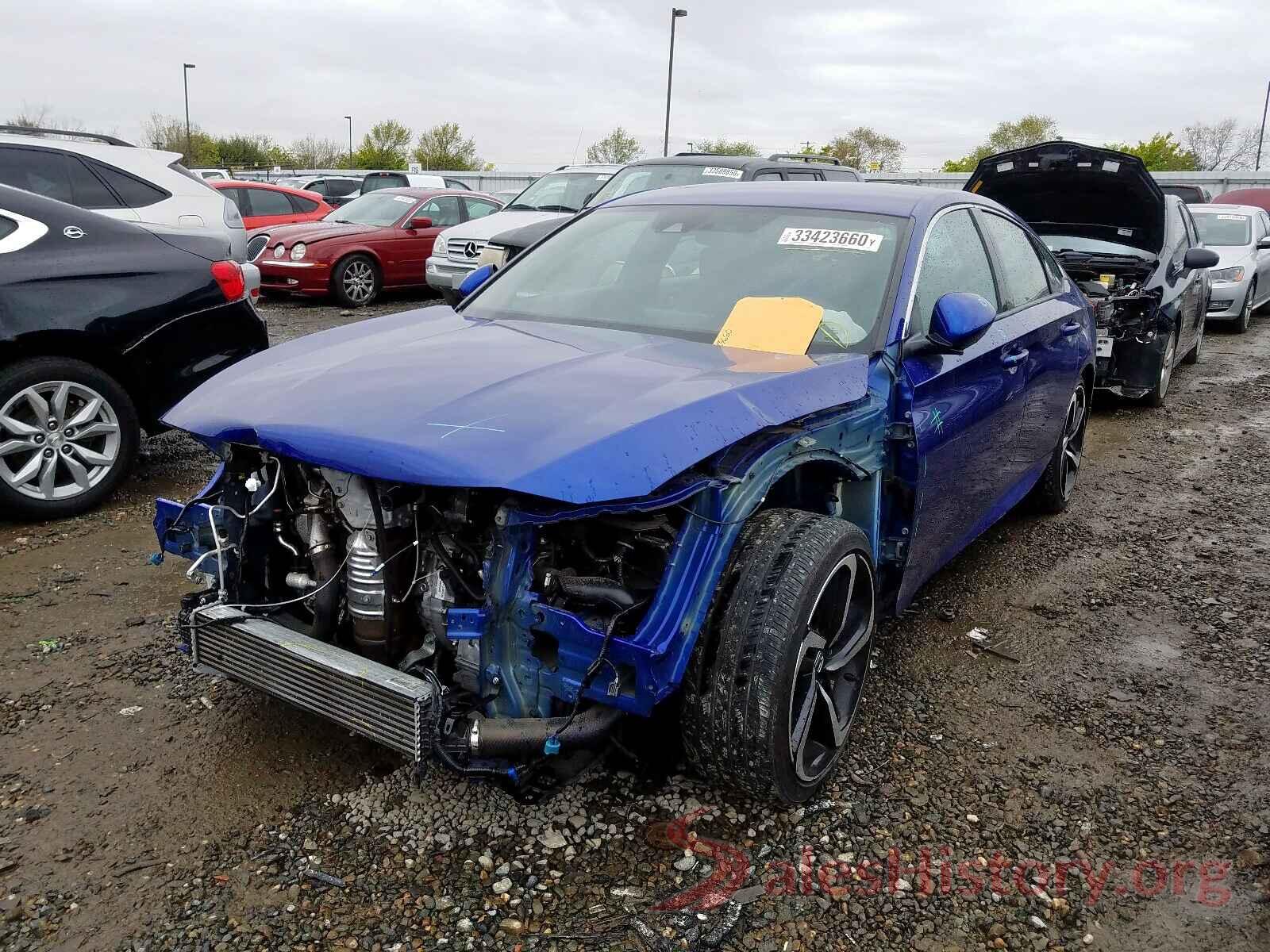 1HGCV1F34JA152611 2018 HONDA ACCORD