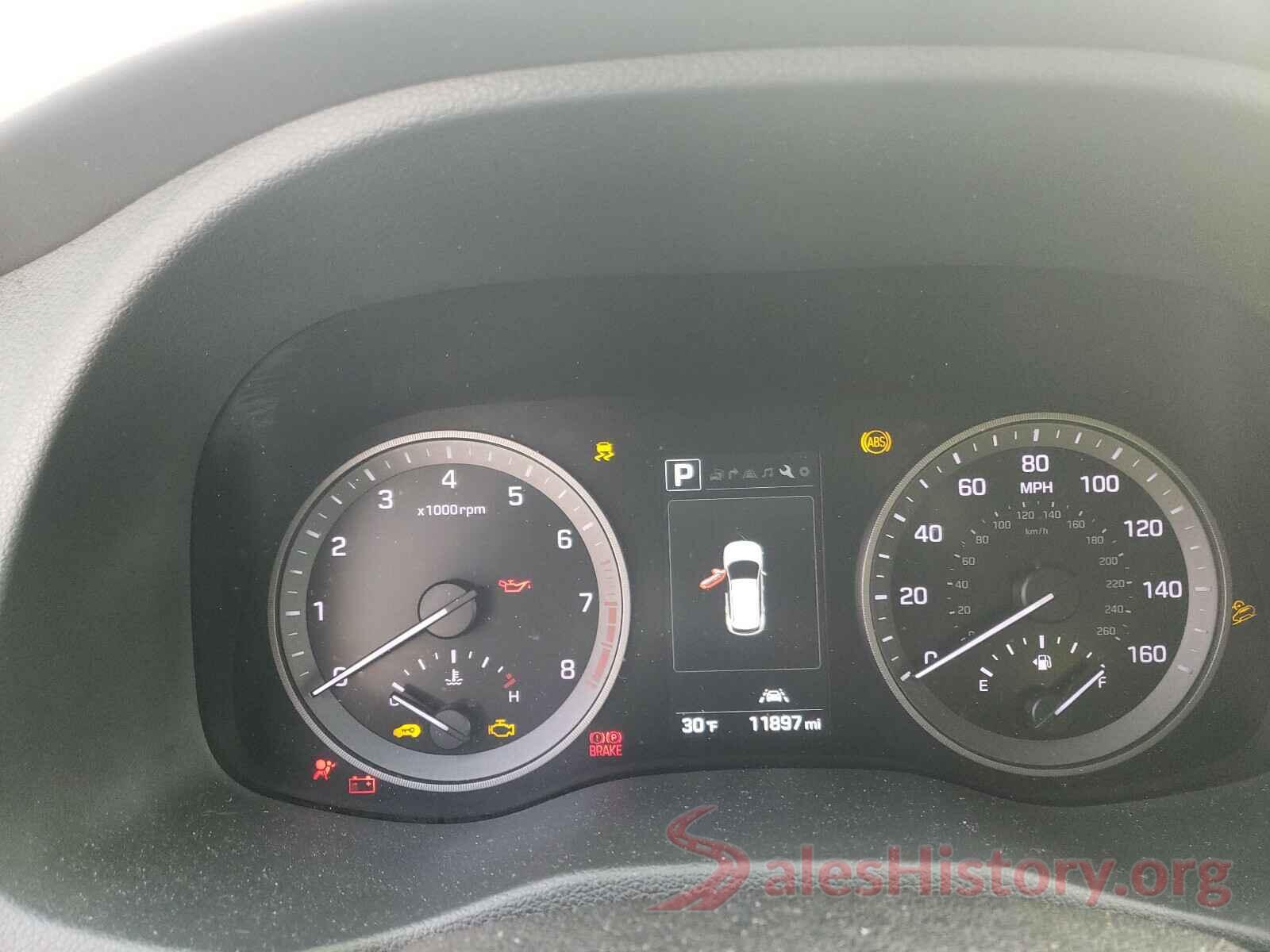 KM8J3CA23JU832631 2018 HYUNDAI TUCSON