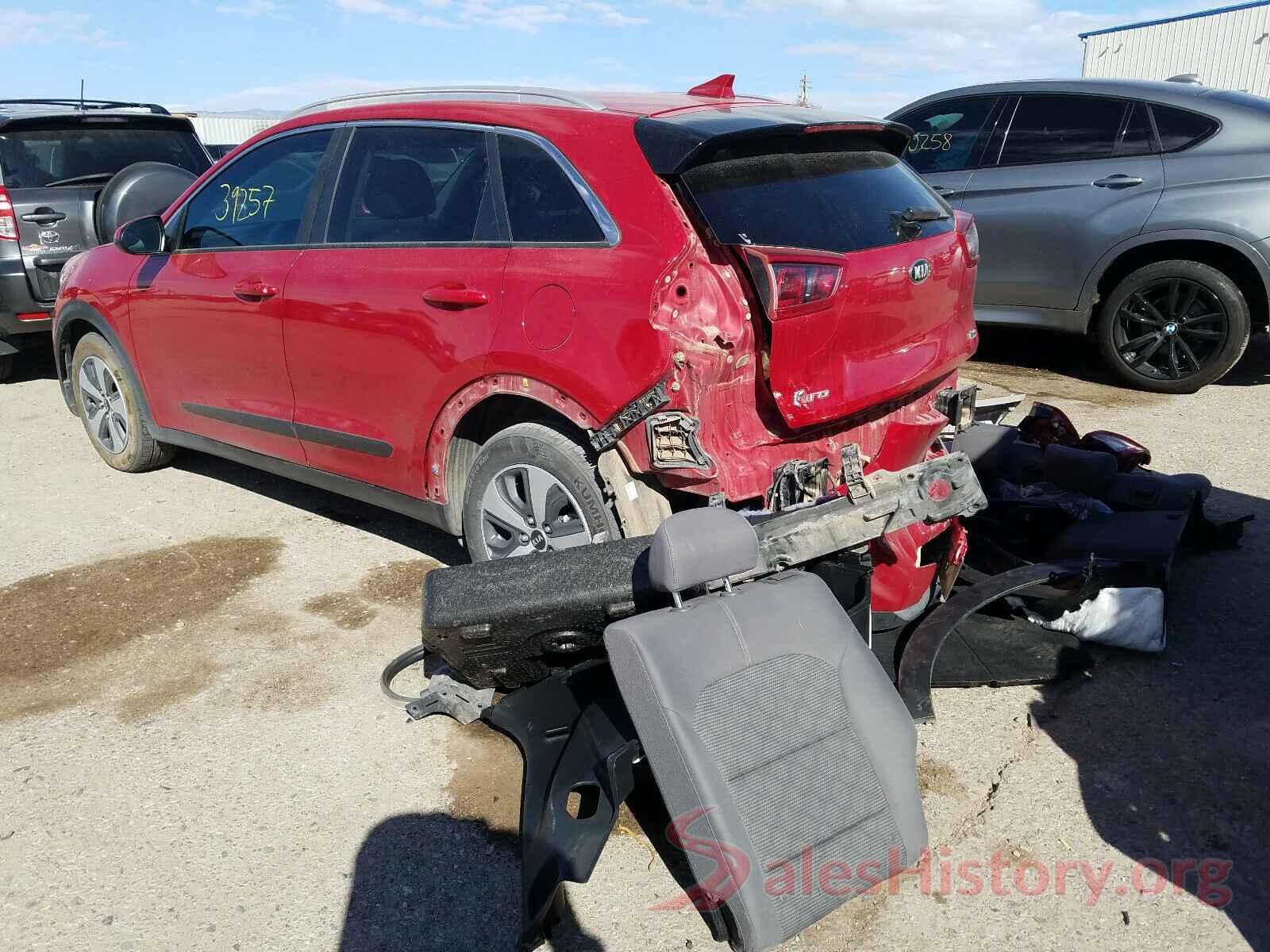 KNDCB3LC5J5126759 2018 KIA NIRO