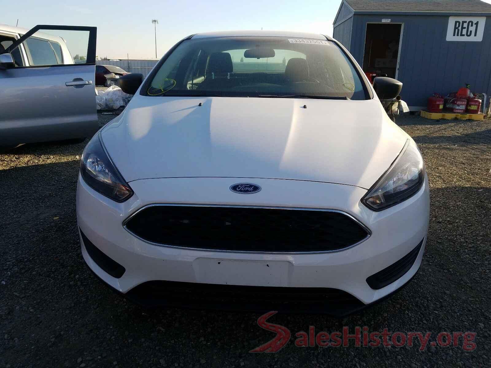 1FADP3E25JL293652 2018 FORD FOCUS