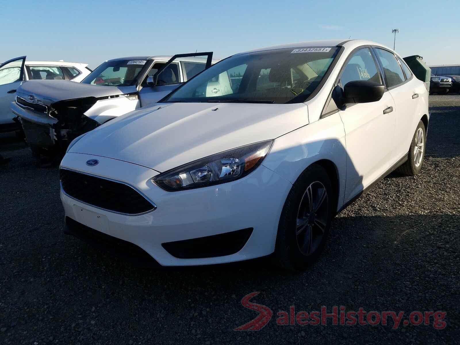 1FADP3E25JL293652 2018 FORD FOCUS