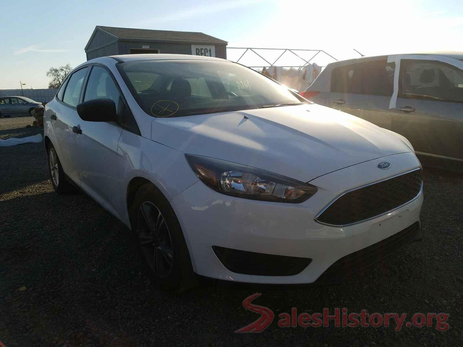 1FADP3E25JL293652 2018 FORD FOCUS