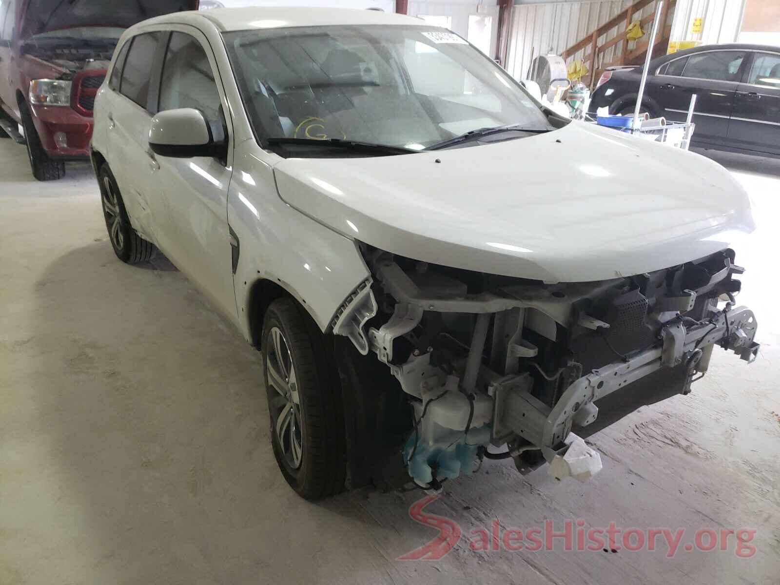 JA4AP3AU9LU012318 2020 MITSUBISHI OUTLANDER