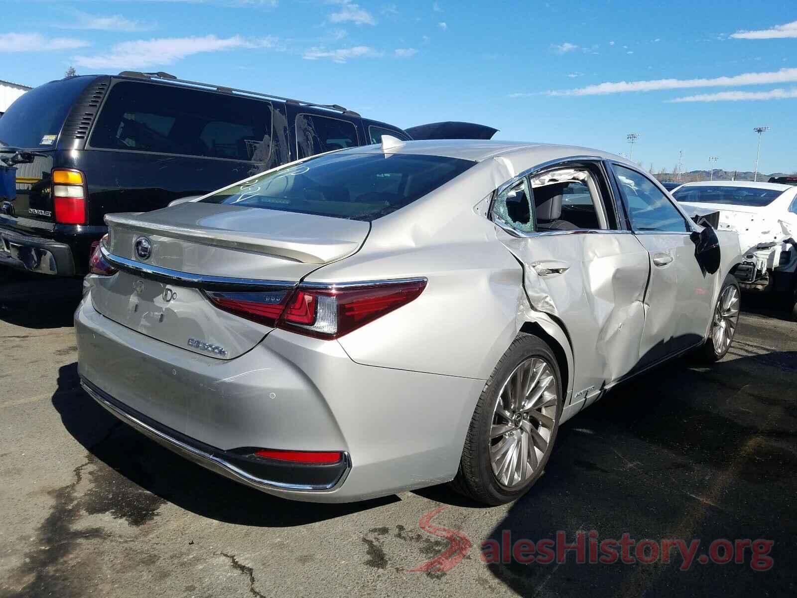 JTHB21B14K2018649 2019 LEXUS ES300