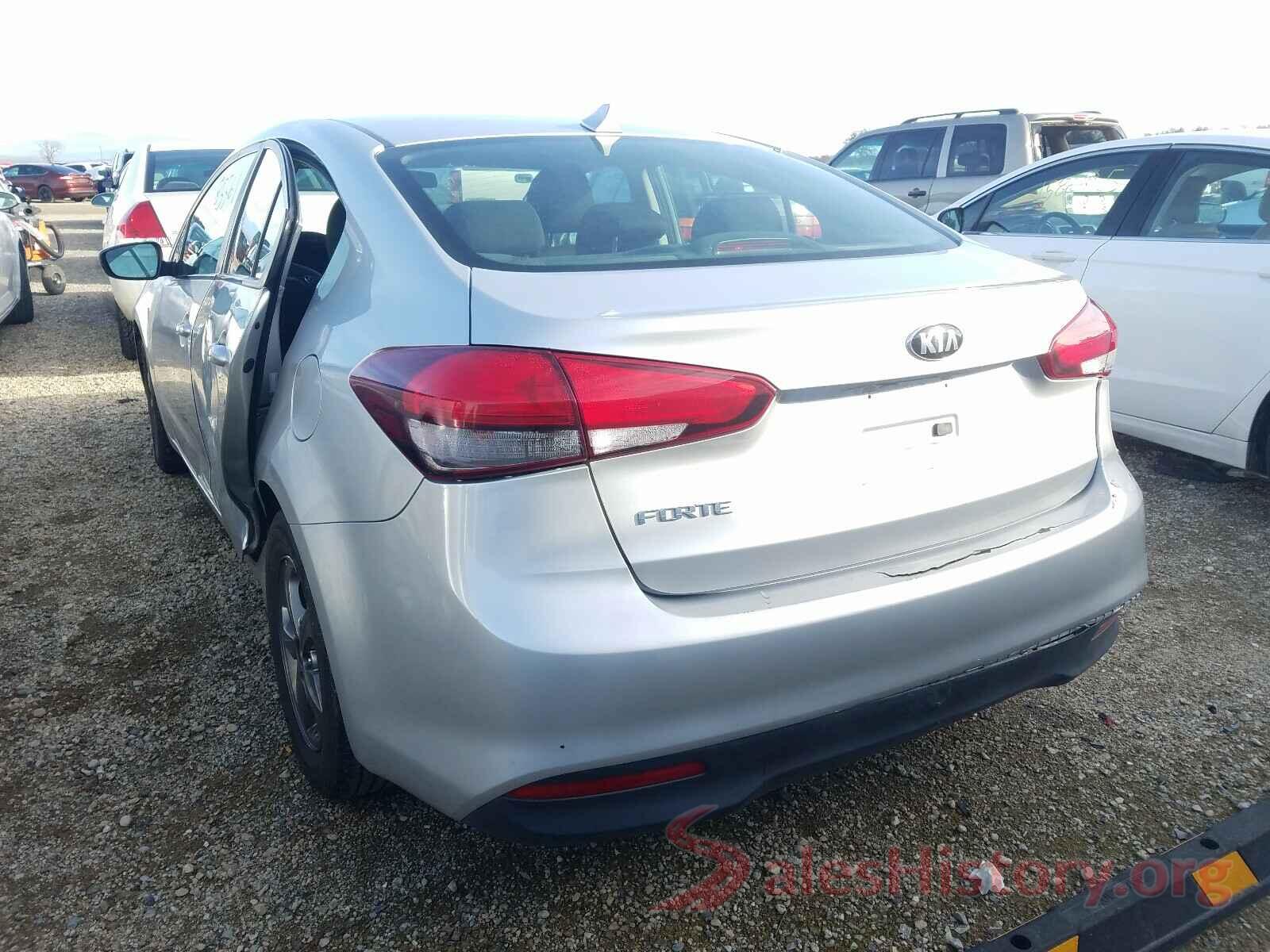 3KPFK4A78HE018417 2017 KIA FORTE