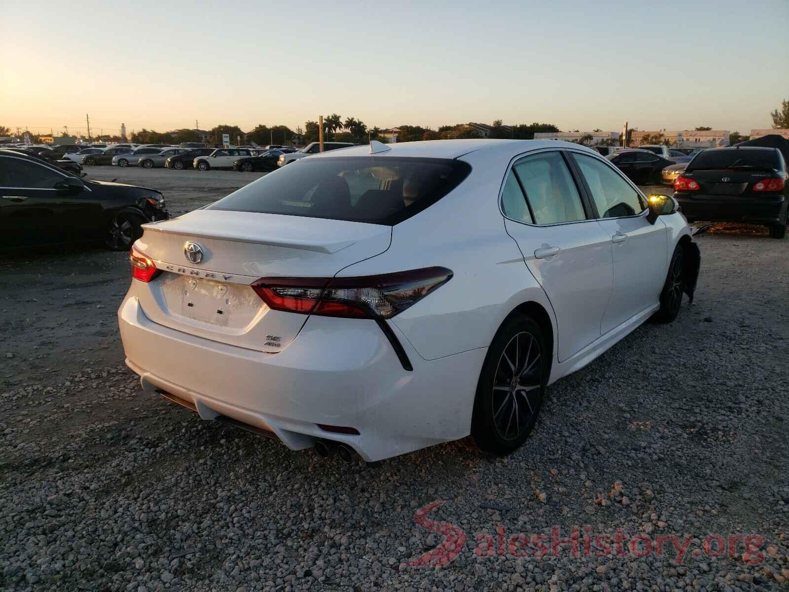 4T1T11BK4MU023743 2021 TOYOTA CAMRY