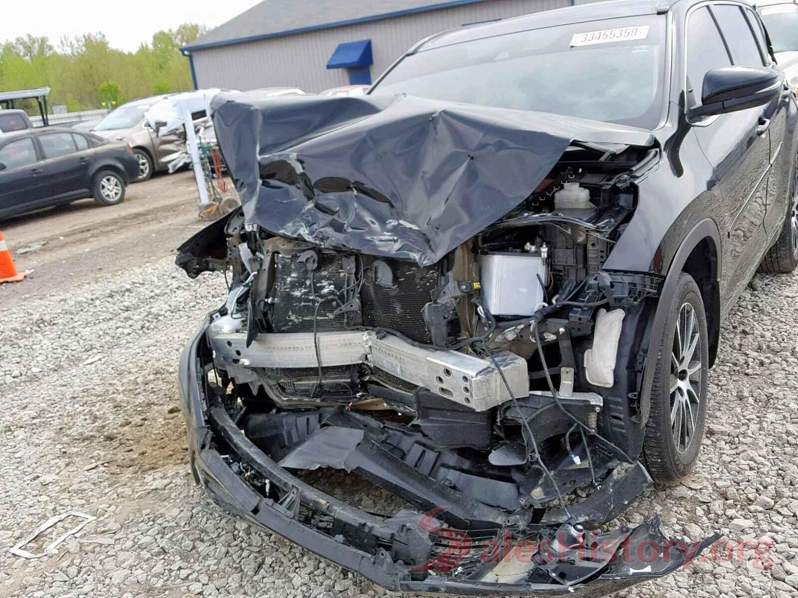 5TDJZRFH7JS487823 2018 TOYOTA HIGHLANDER