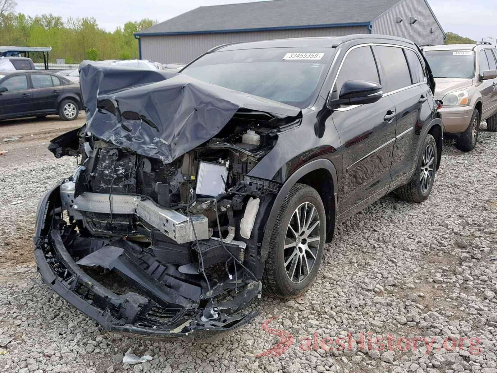 5TDJZRFH7JS487823 2018 TOYOTA HIGHLANDER