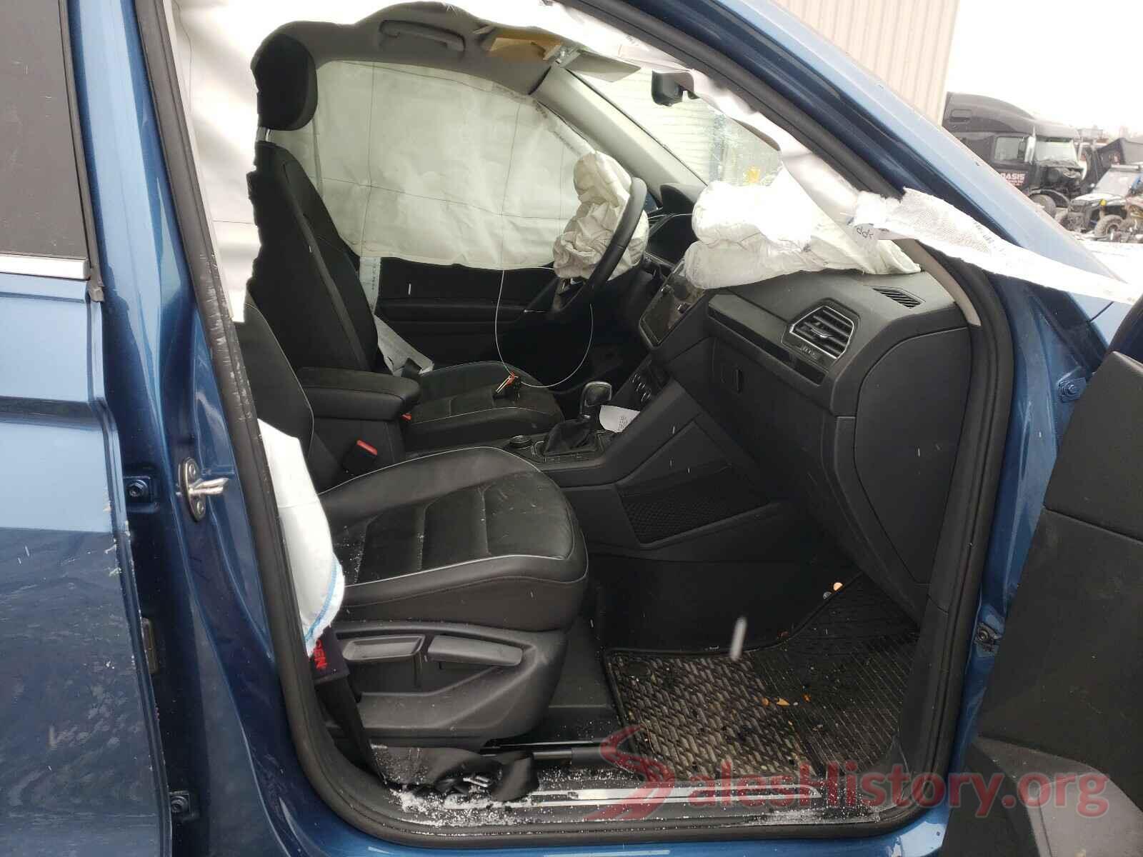 3VV4B7AX4JM195973 2018 VOLKSWAGEN TIGUAN