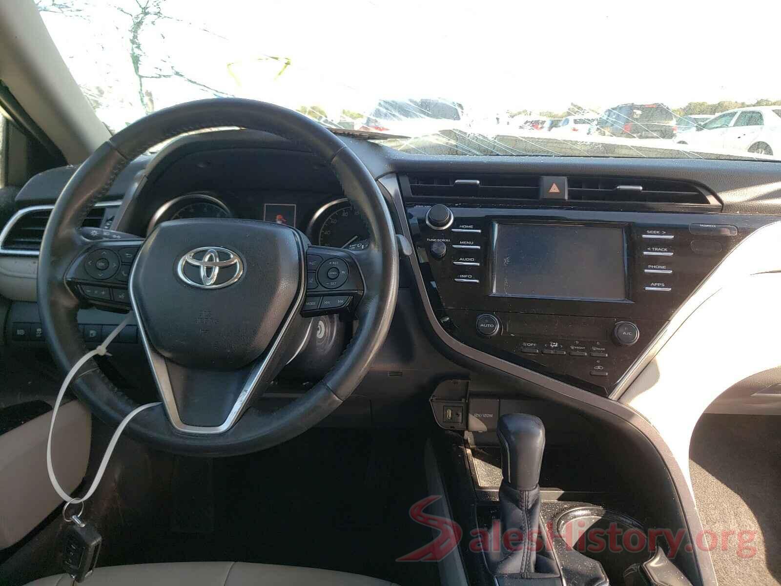 JTNB11HK5J3032827 2018 TOYOTA CAMRY