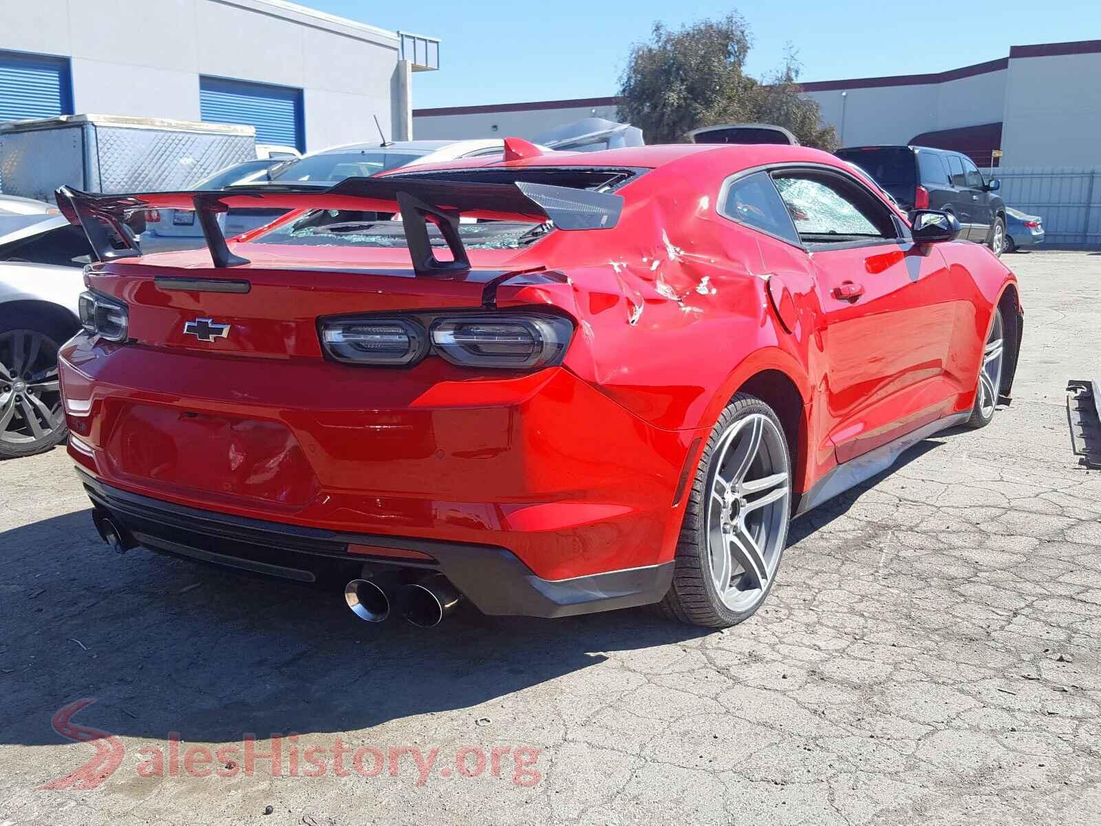 2019 CHEVROLET CAMARO VIN 1G1FJ1R6XK0146843, rear 3/4 view