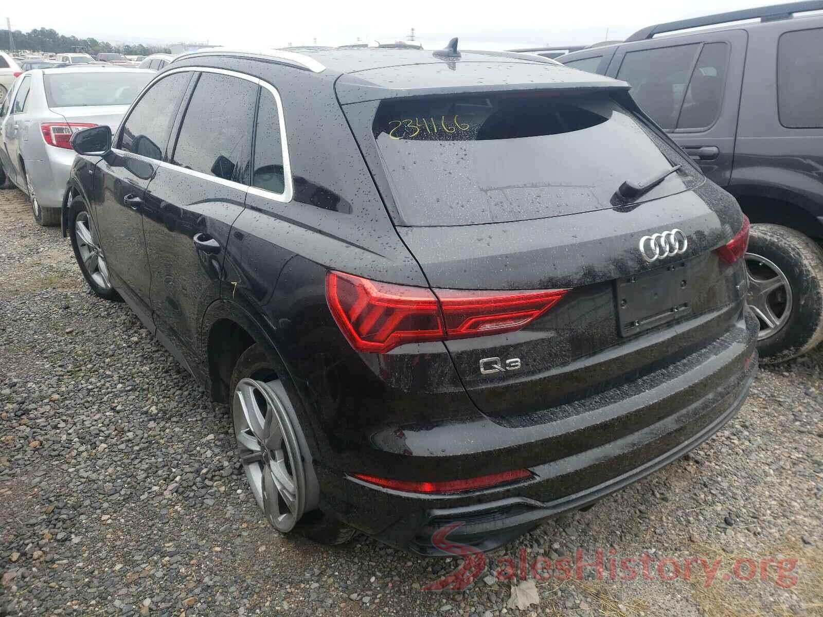 WA1DECF32L1084028 2020 AUDI Q3