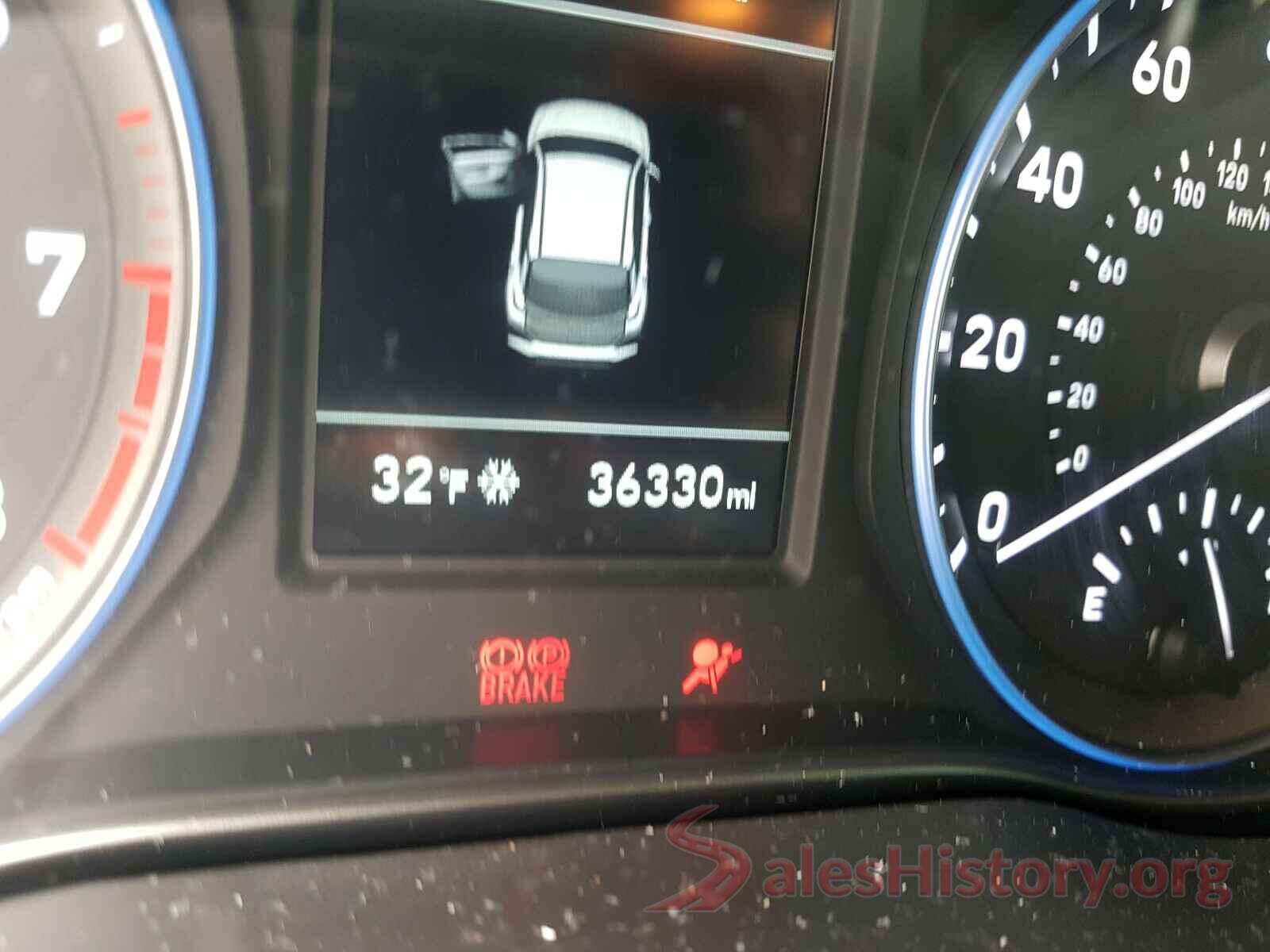 KM8K2CAA9JU078519 2018 HYUNDAI KONA