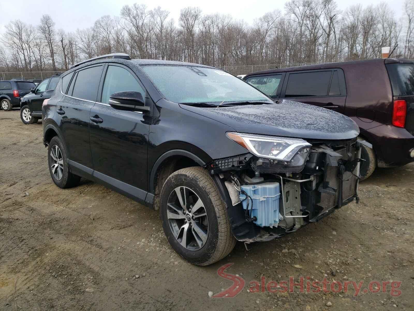 2T3RFREV9JW810822 2018 TOYOTA RAV4