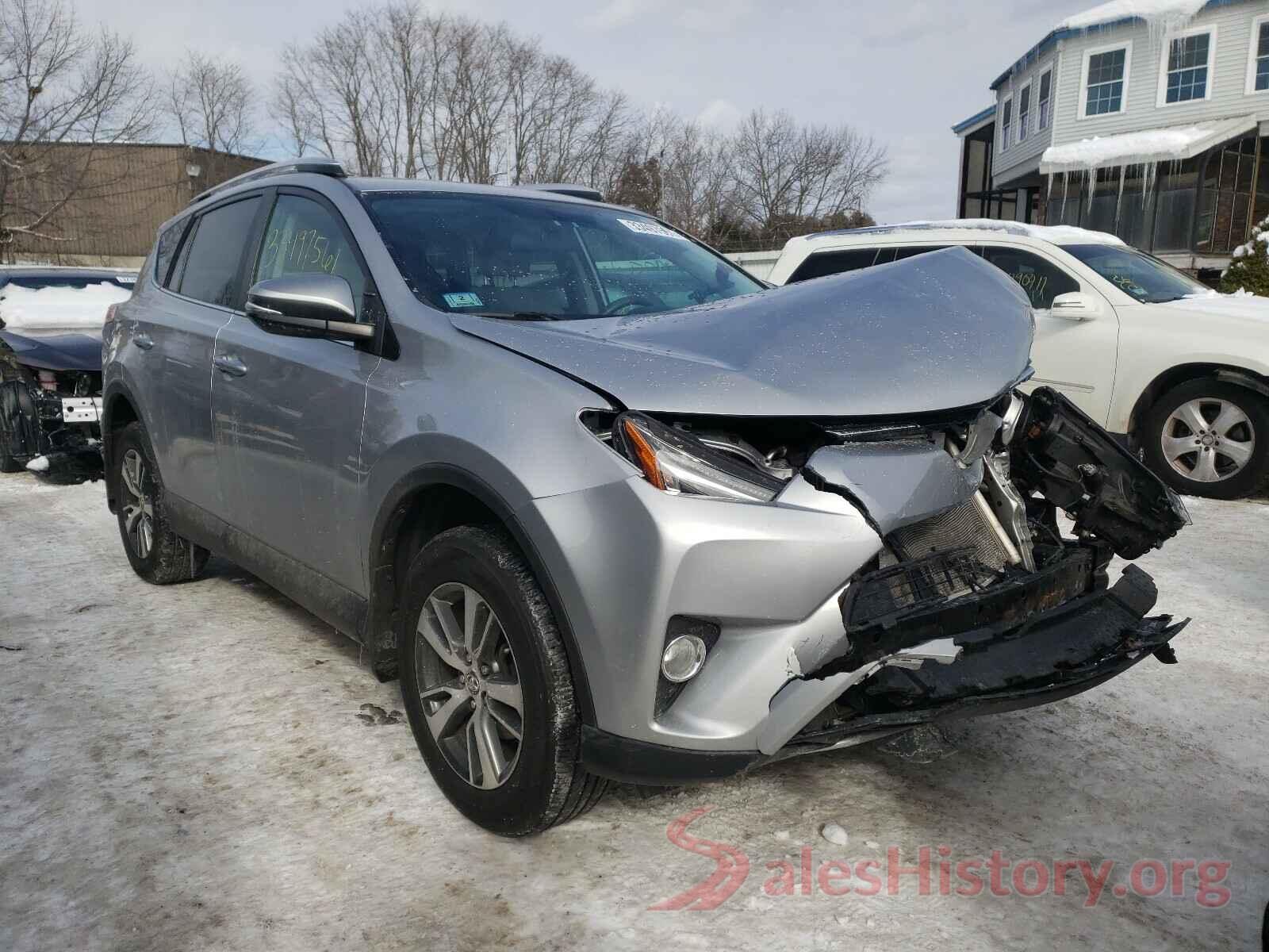 2T3RFREV2GW439740 2016 TOYOTA RAV4