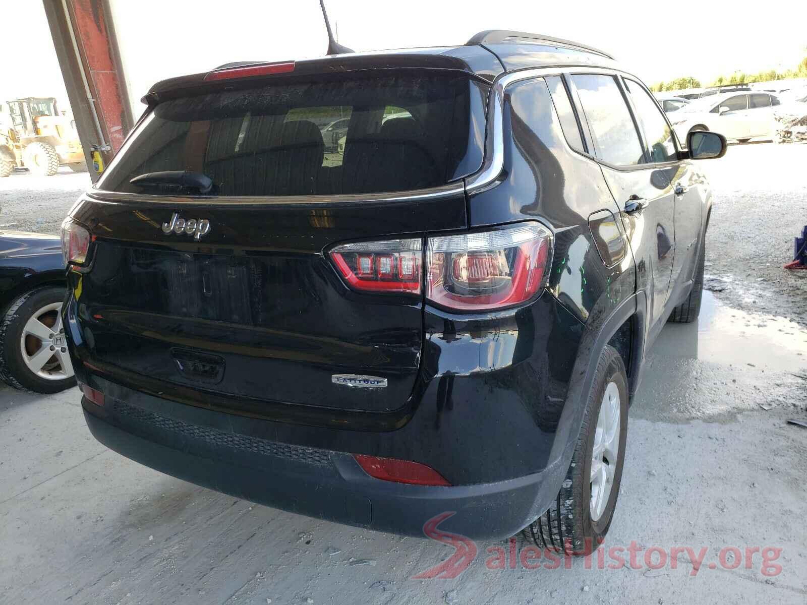 3C4NJCBB0JT194102 2018 JEEP COMPASS