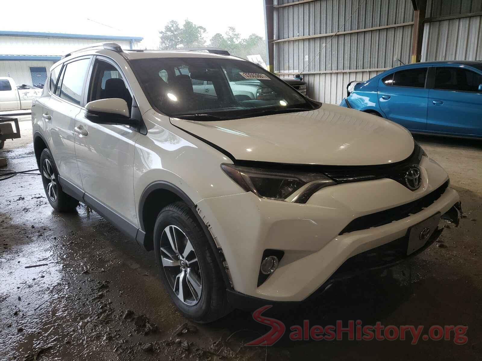 2T3WFREV4GW268945 2016 TOYOTA RAV4